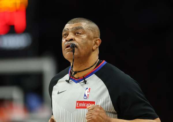 NBA總決賽12人裁判名單出爐！兩大爭(zhēng)議名哨福斯特、托尼兄弟入選
